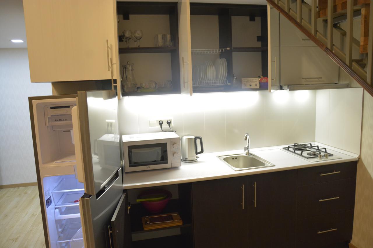 Full Comfort Apartment On Aghmashenebeli Tbilissi Chambre photo