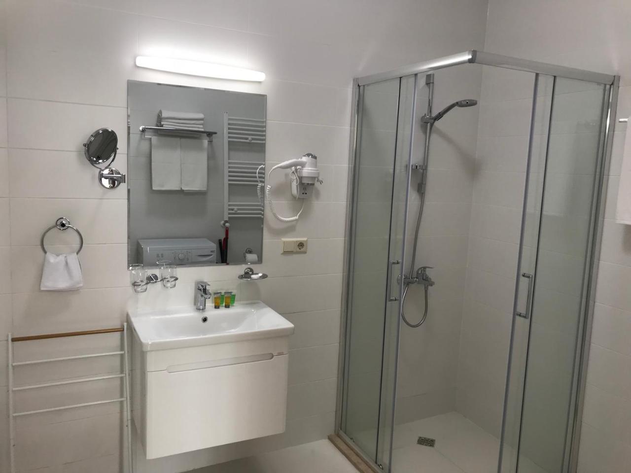 Full Comfort Apartment On Aghmashenebeli Tbilissi Extérieur photo