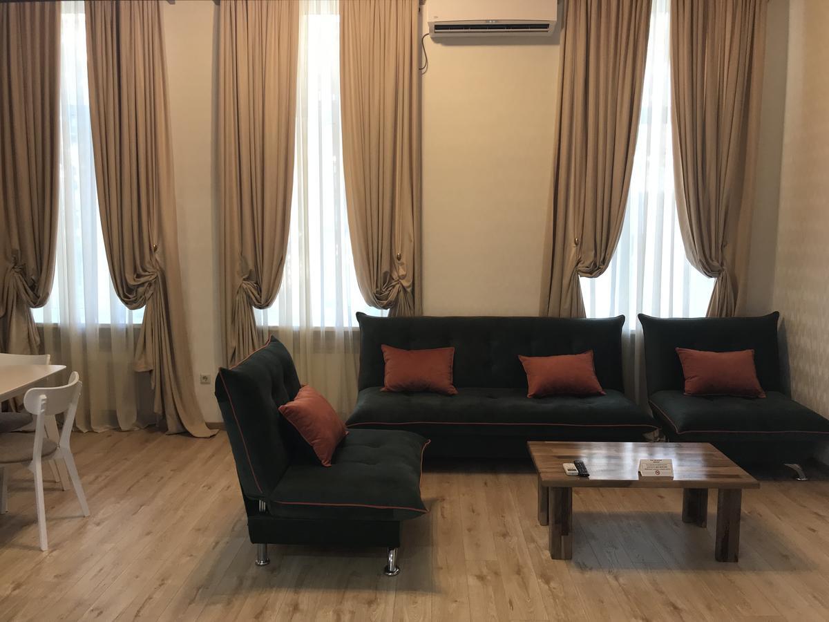 Full Comfort Apartment On Aghmashenebeli Tbilissi Chambre photo