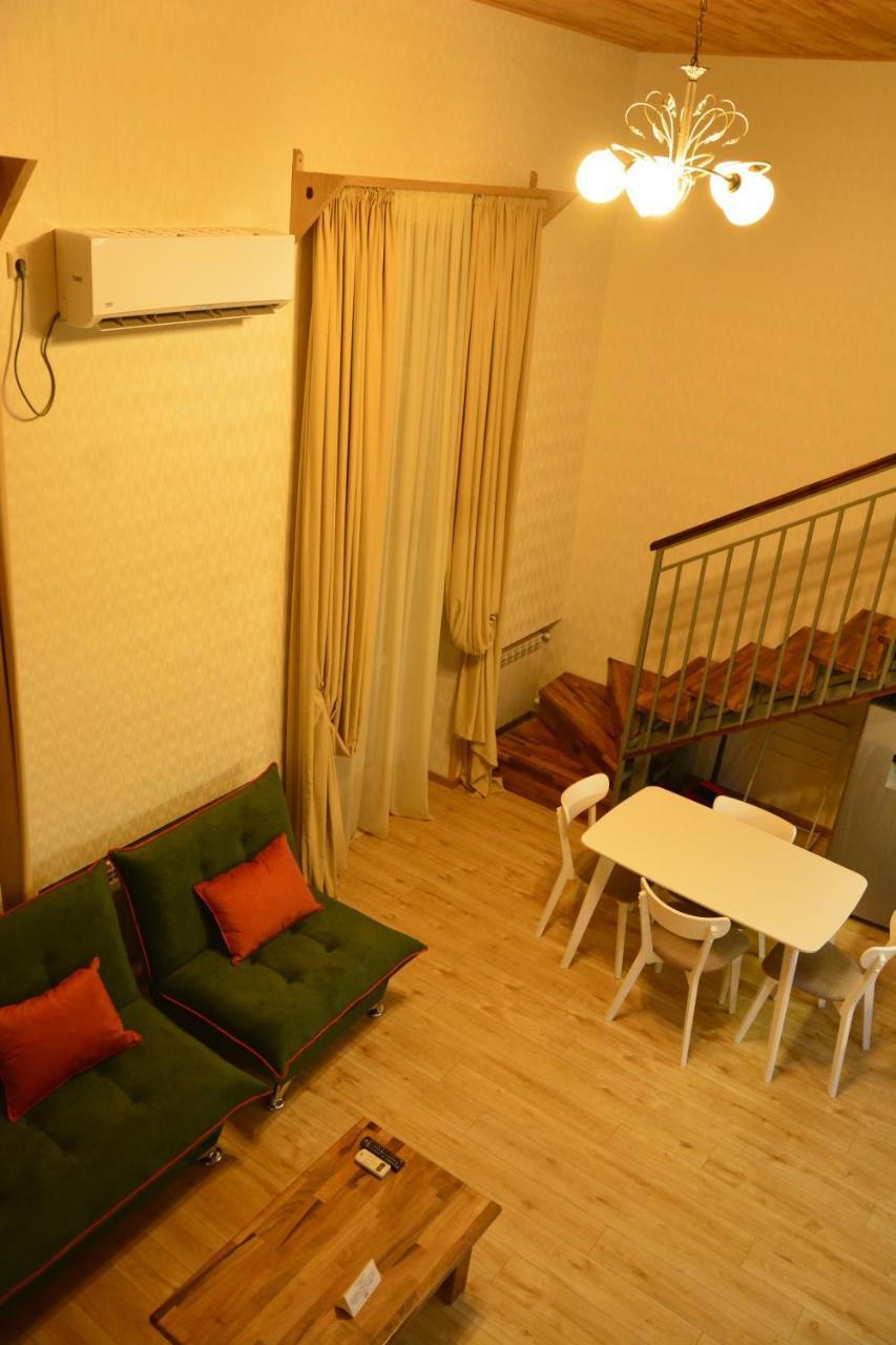 Full Comfort Apartment On Aghmashenebeli Tbilissi Extérieur photo