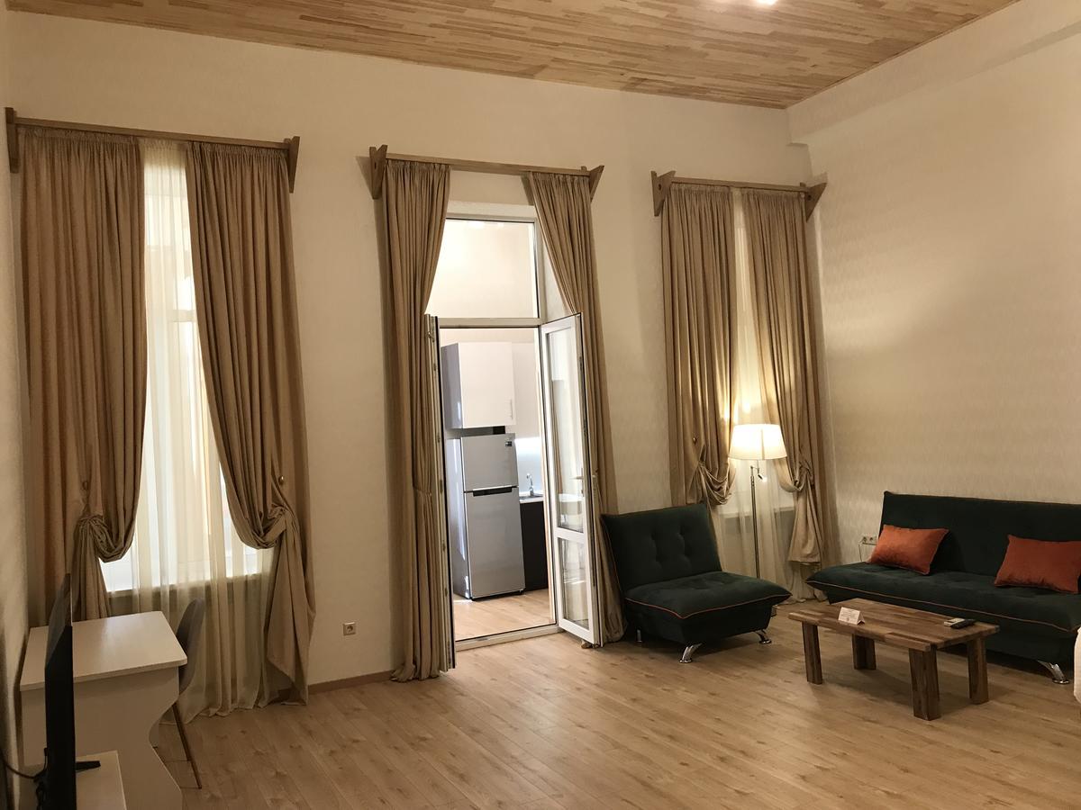 Full Comfort Apartment On Aghmashenebeli Tbilissi Extérieur photo